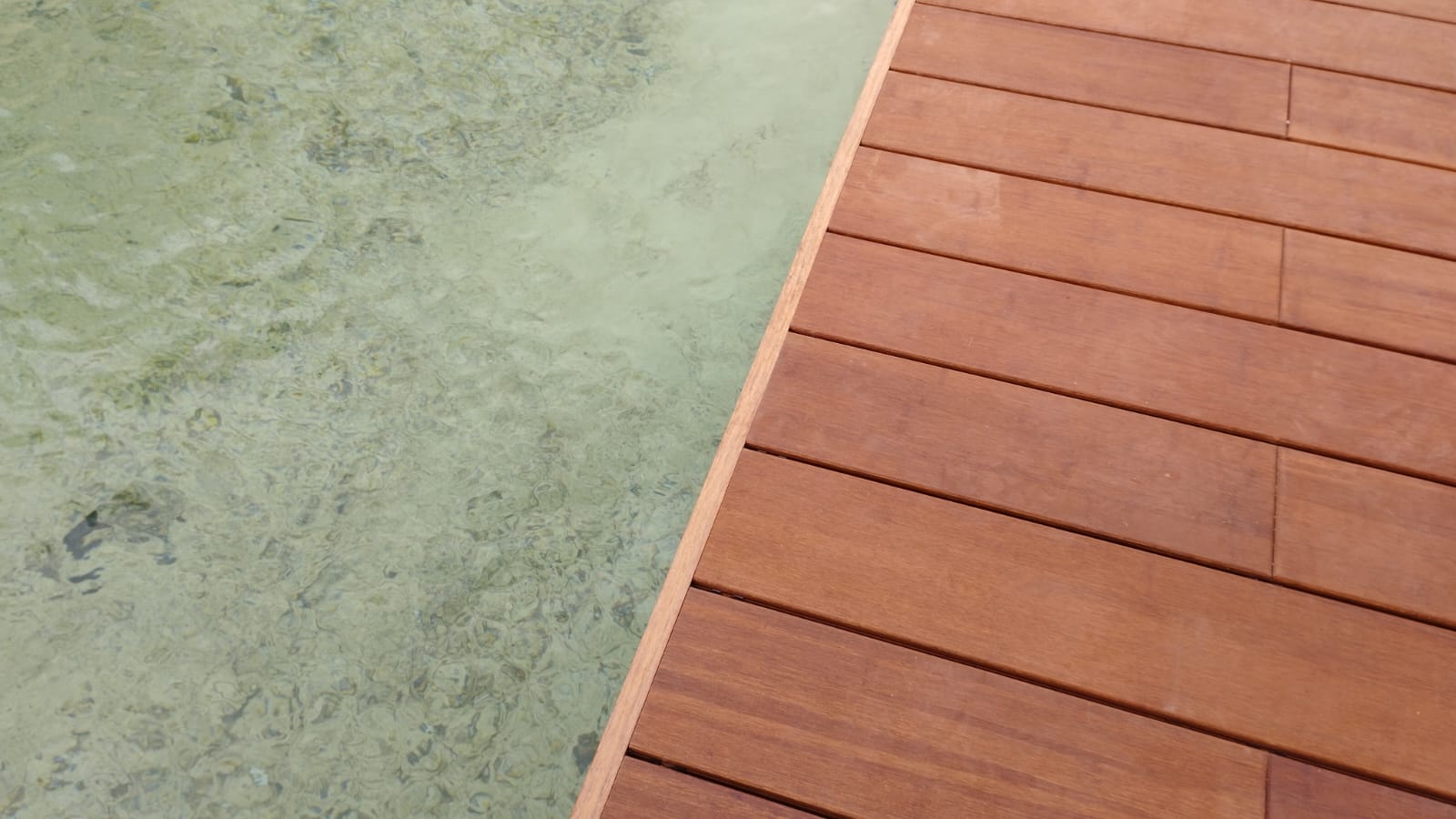 Terrasse en bambou densifié